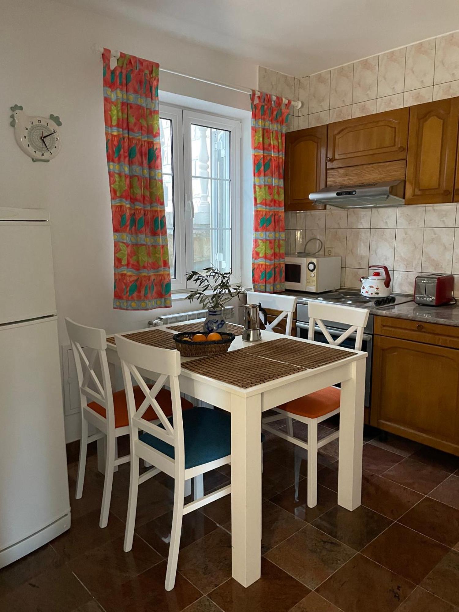 Apartments Sana スヴェティ・ステファン 部屋 写真
