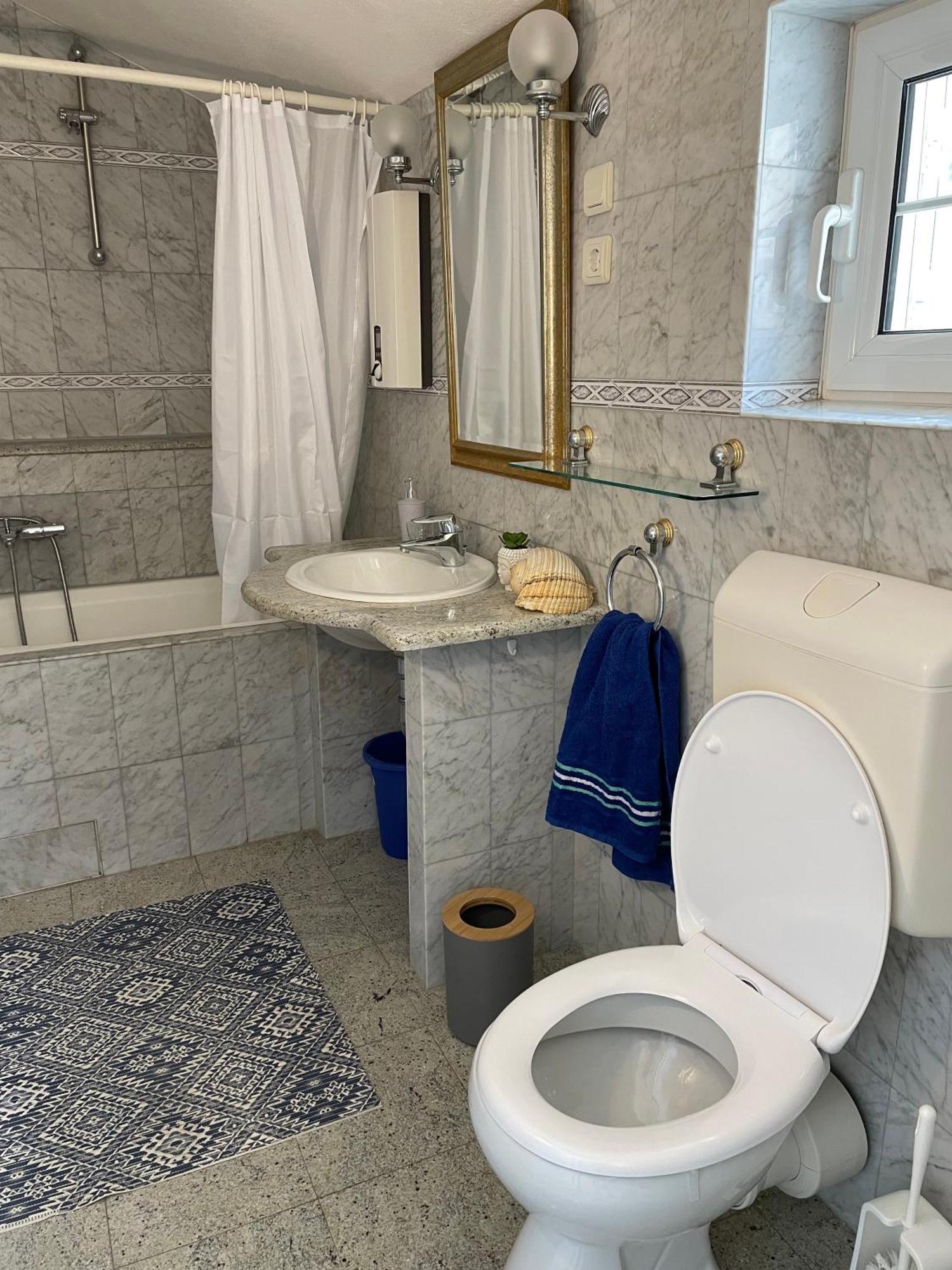 Apartments Sana スヴェティ・ステファン 部屋 写真